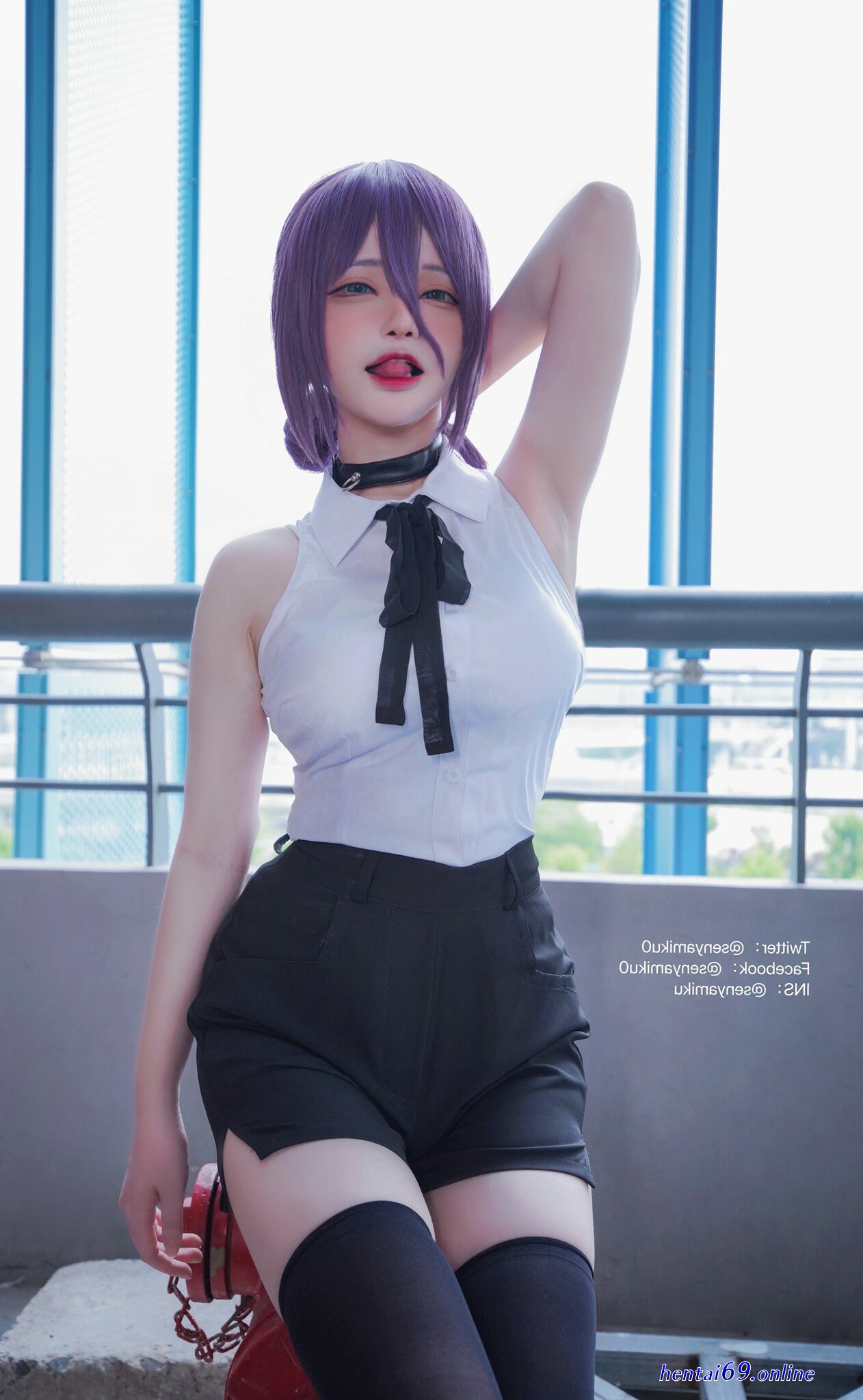 Hentai blue makima undresses senyamiku chainsaw man hentai blue