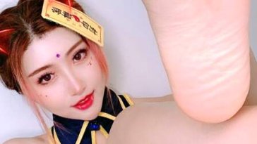 Hentai cosplay foot